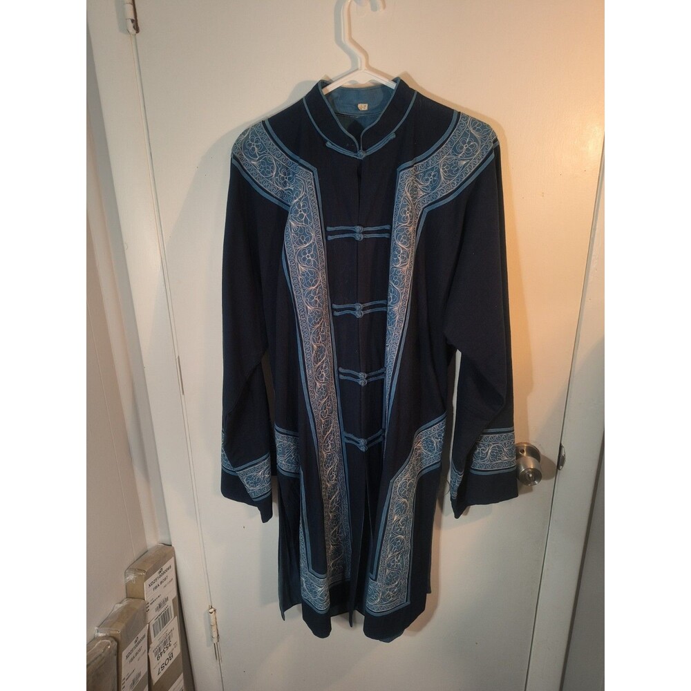 Vintage Chinese Indigo Hand Dyed Cotton Robe Frog Closure Floral Border Jacket M